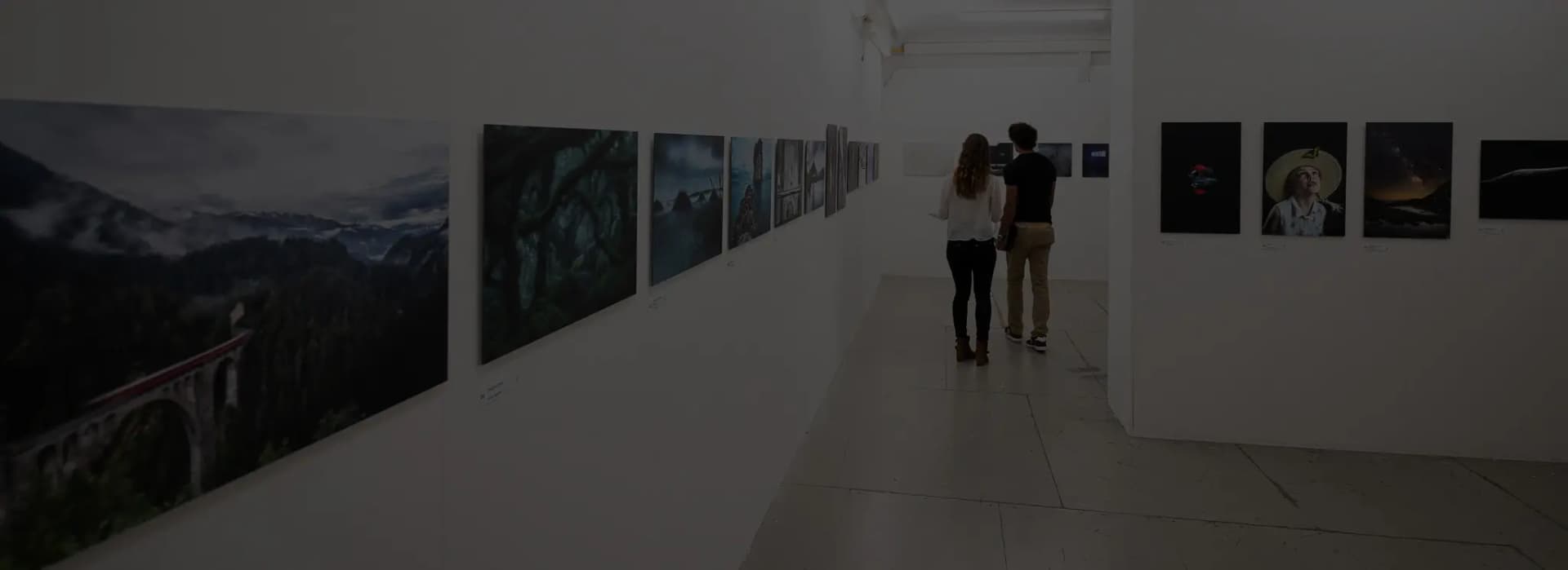 Jeder hat die Chance zu gewinnen! Alle Besucher stimmen während der Ausstellung für ihre Lieblingsbilder ab.